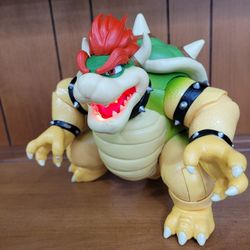 Nintendo The Super Mario Bros. Movie Bowser lght up Figure toy