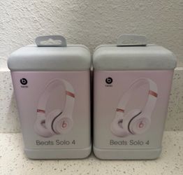Beats Solo 4 Wireless  🎧  Cloud Pink ($120 EACH) NOT NEGOTIABLE