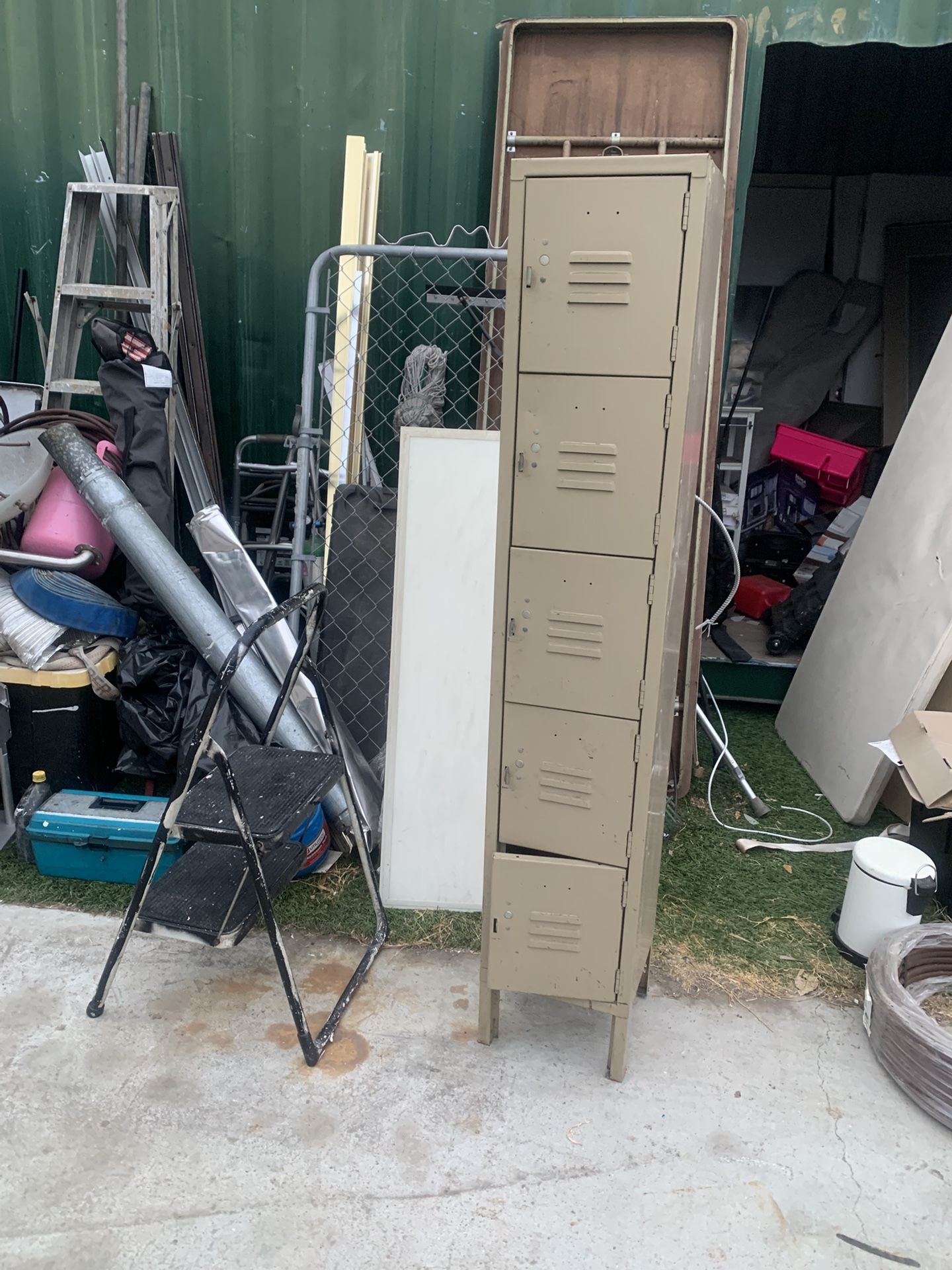 Locker $ 69