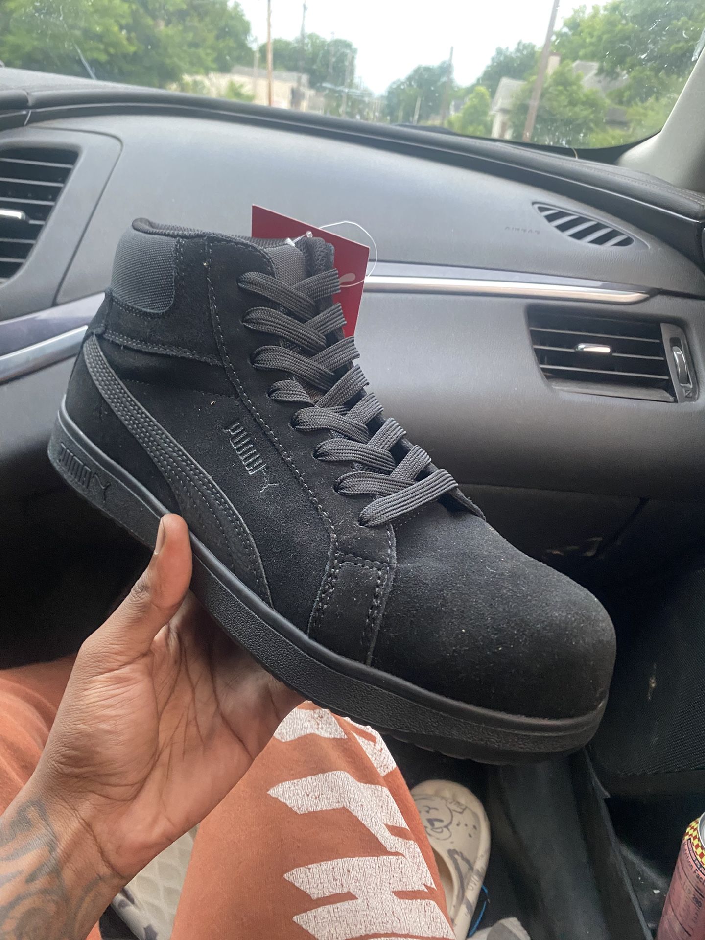 Steel Toe Slip Resistant Tennis shoes