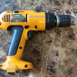 
Dewalt DW972 12 v Cordless Drill Good Working Condition Tool Only Free Shipping

Experience the convenience of cordless power with the DEWALT DW972 1