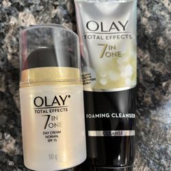 NEW OLAY SKINCARE BUNDLE SETS $15 A Set! 