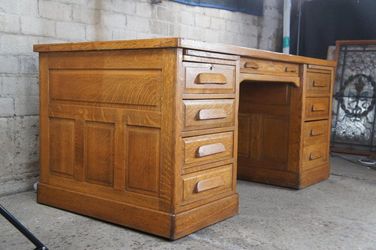 Vintage Antique Oak Executive Teacher’s Desk – Black Craft Top
