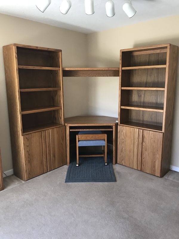 Oak Corner Desk Bookshelves With Chair For In Saratoga Ca Oak Corner Desk Bookshelves With Chair