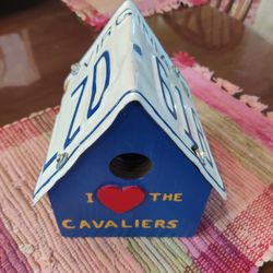 UVA CAVALIERS LICENSE PLATE BIRD HOUSE
