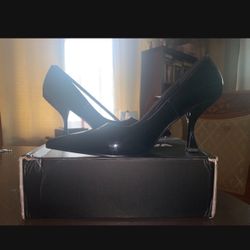 Fashion Nova Heels Size 10