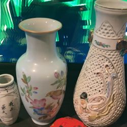 Can Anybody Tell Me About These Vases