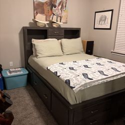 Queen Bed Frame & Mattress 