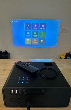 Projector & Stand
