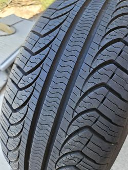 Perilli 225/50- 17inch Tire