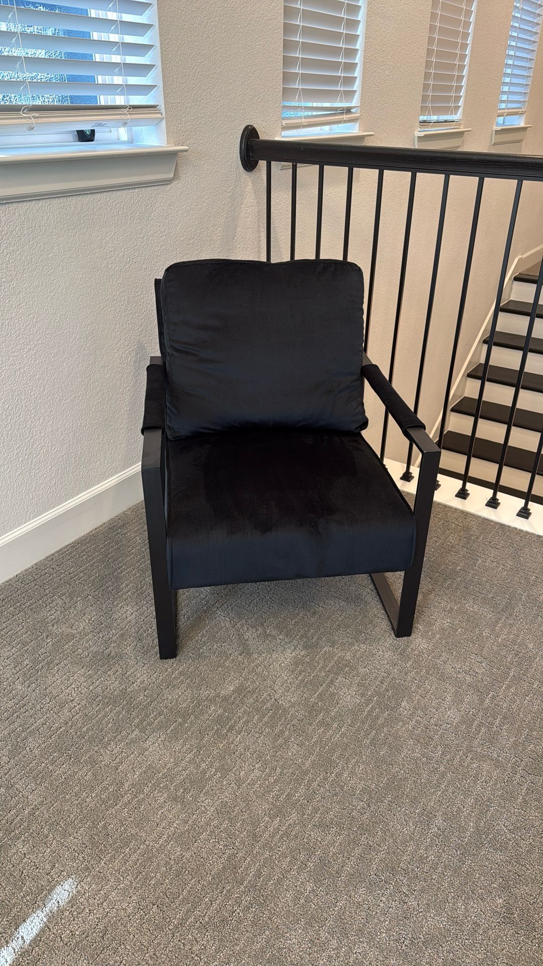 Black Modern Accent Chair