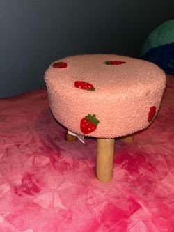 Room stool