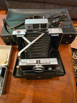 Vintage Polaroid Folding Instant Camera with Case