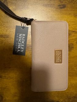 Badgley Mischka wallet