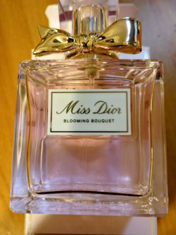 Christian Dior perfume