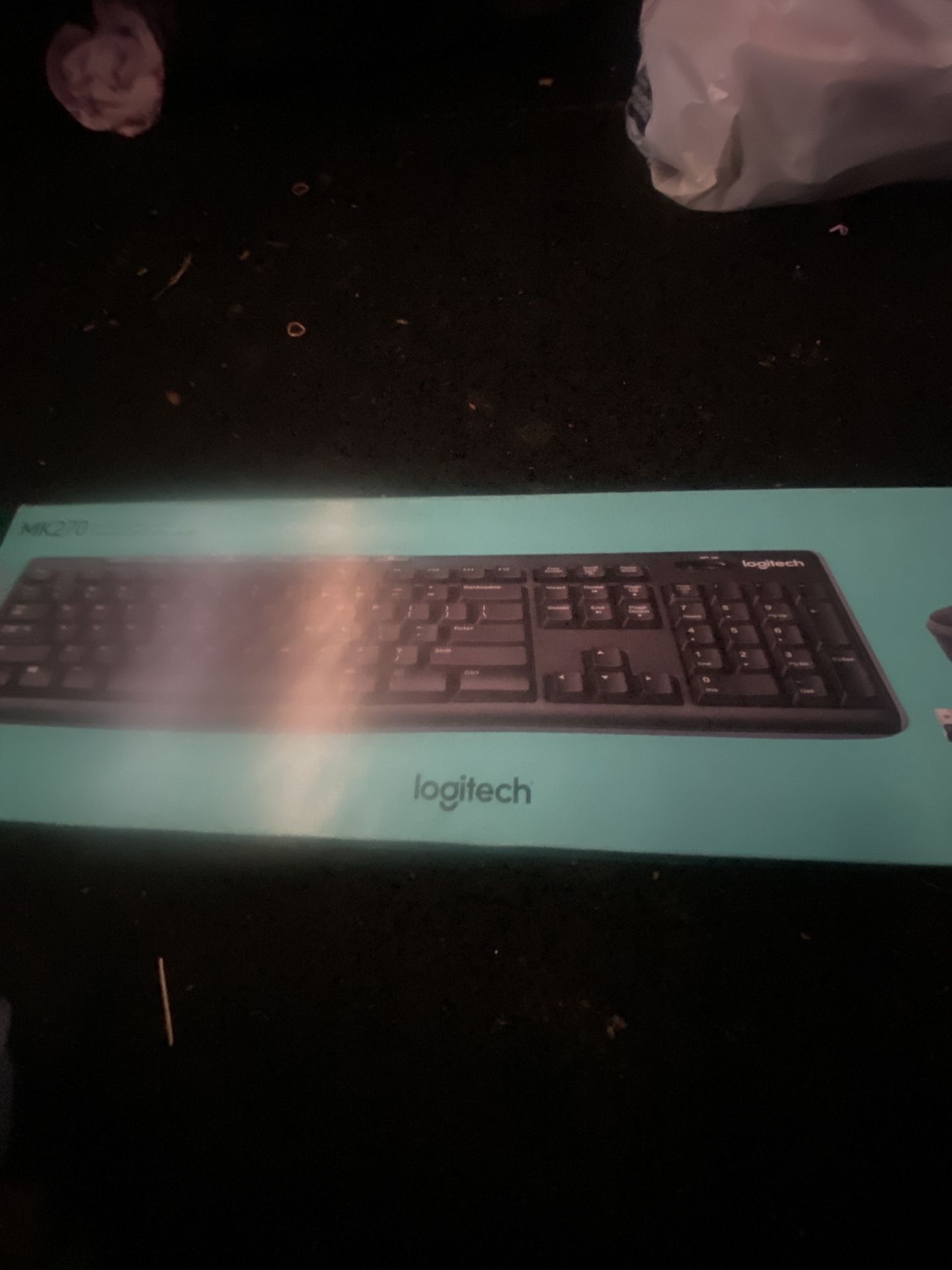 Logitech Wireless Key Board And Mouse