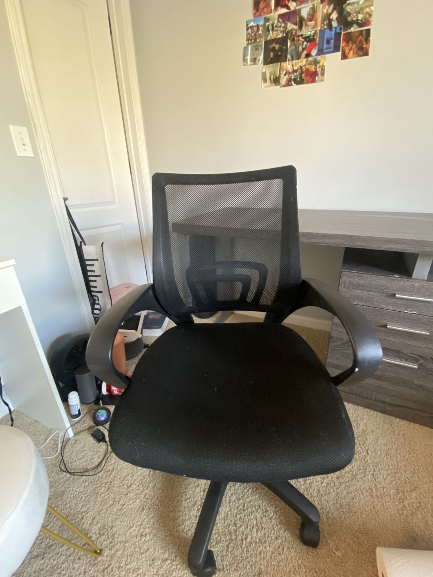 desk chair