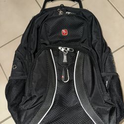 Swiss Gear 1900 ScanSmart Laptop Backpack -Black