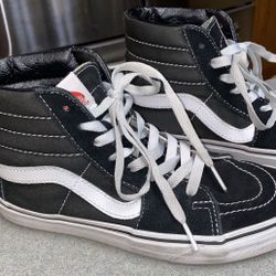 VANS SHOES- Men 7.5/Womens 9.0