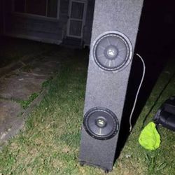 2 10" Kickers in Box 130