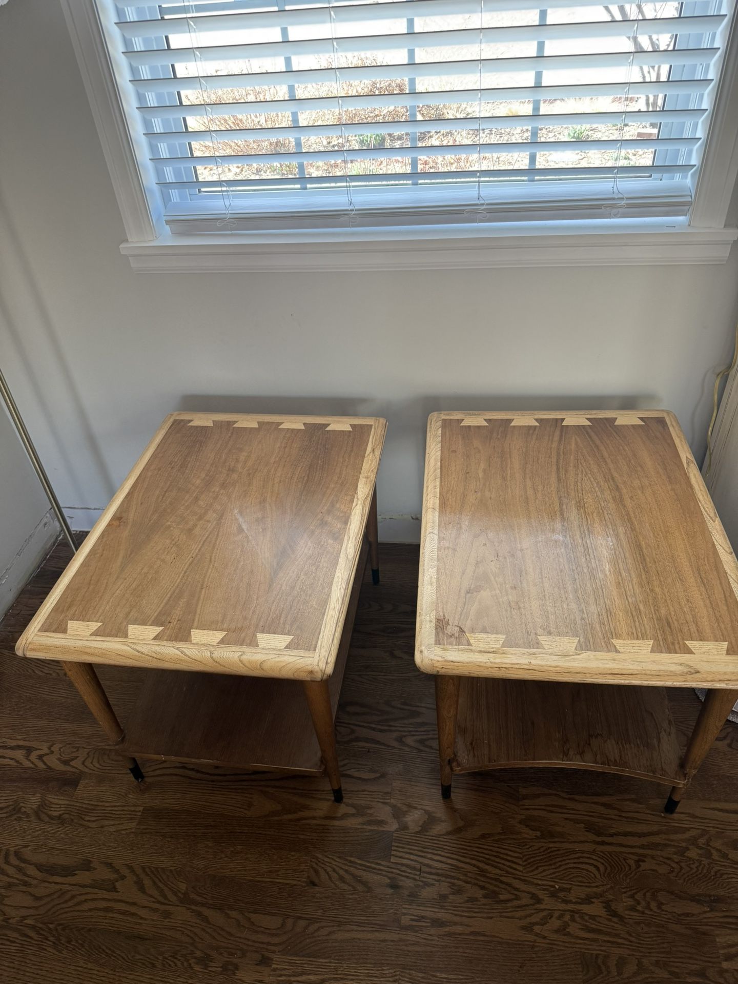 Mid-Century Lane Acclaim Dovetail End Tables Pair