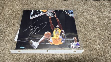 Shaquille O'Neal Signed Photo