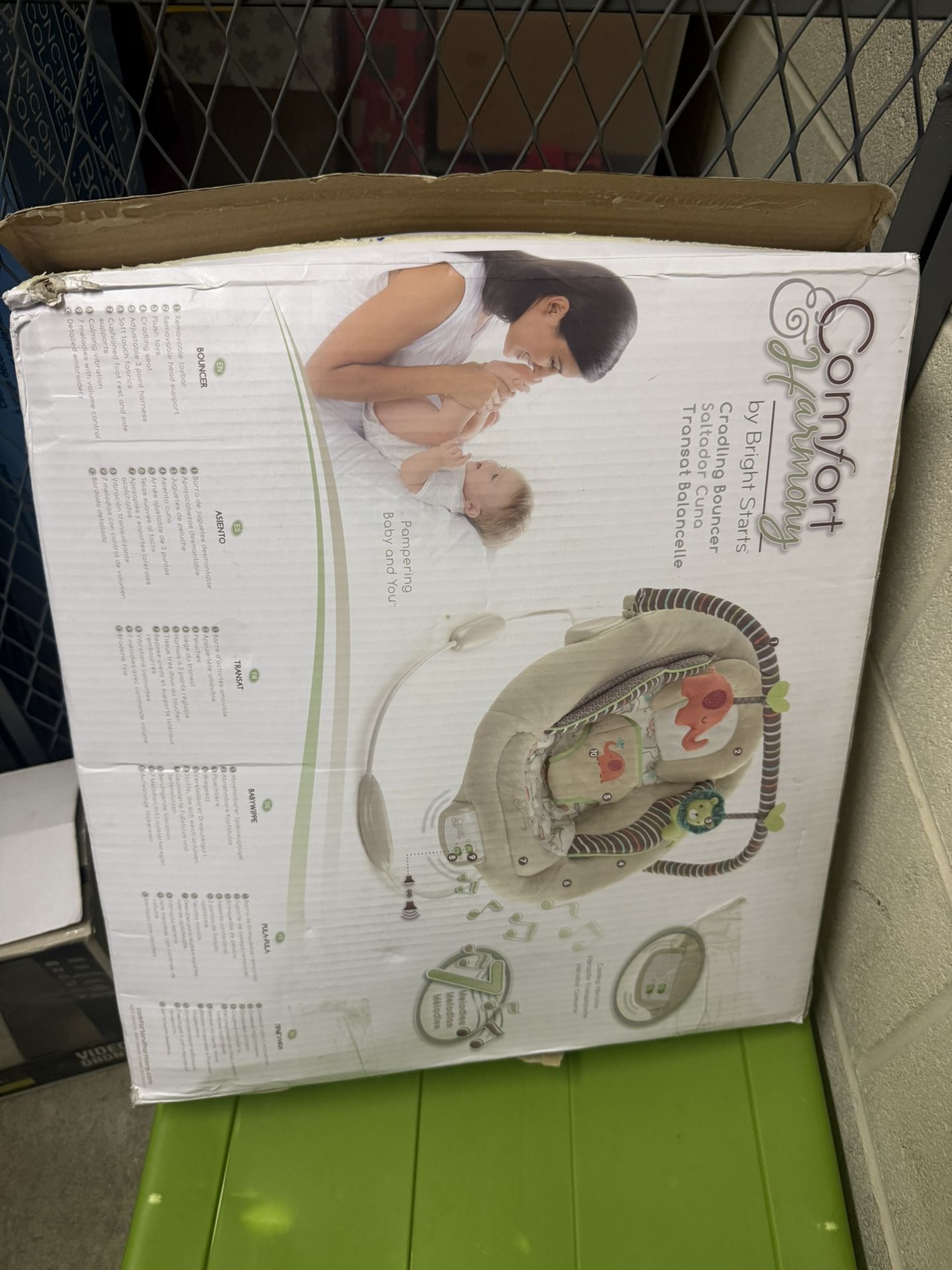 Comfort & Harmony by Bright Starts Cradling Bouncer in Cozy Kingdom