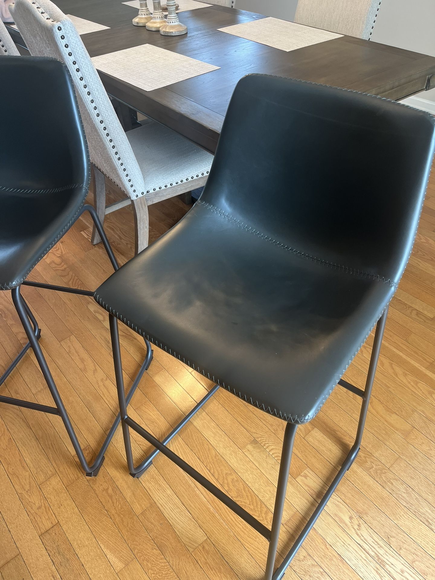2 Counter stool