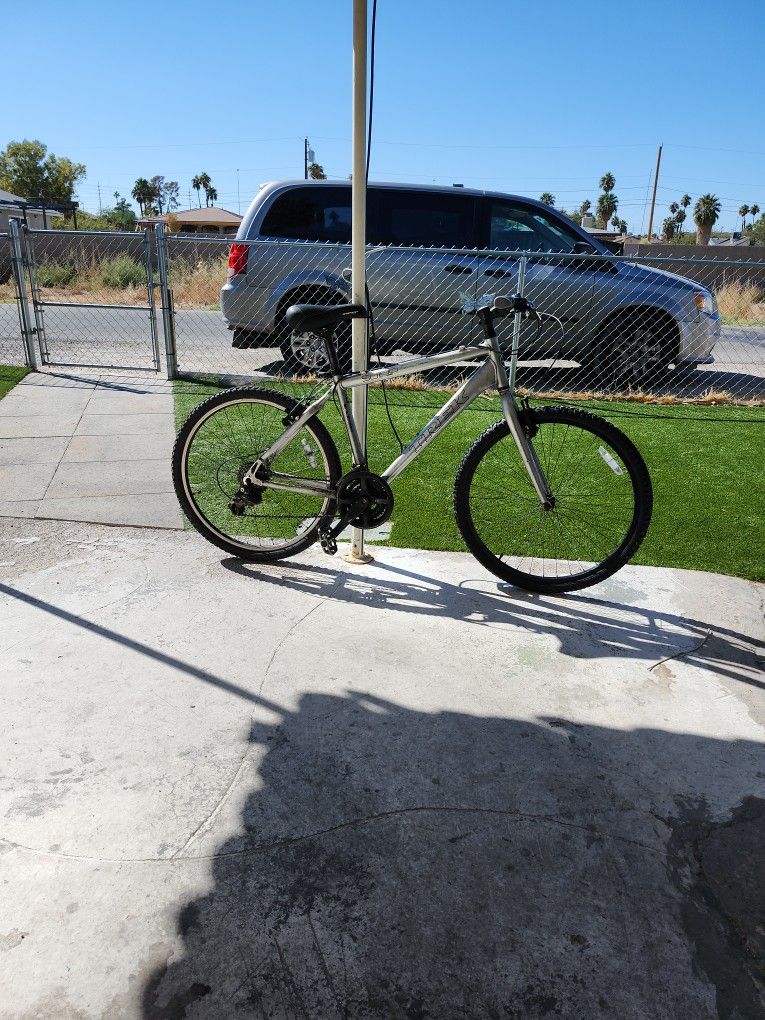 Trek SU100