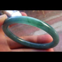 100246  Certified Jadeite Jade Green Circle Bangle Bracelet 55mm