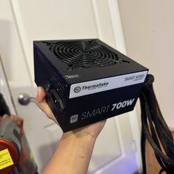 700W PSU