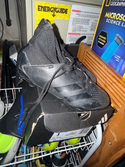 Adidas 12.5 soccer cleats for boys