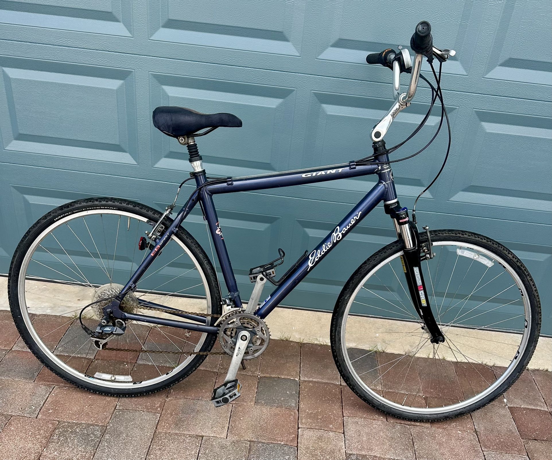 eddie bauer giant bicycle Giant Eddie Bauer Excel frame 700 wheels 27 speed hybrid for Sale in  Boynton Beach, FL