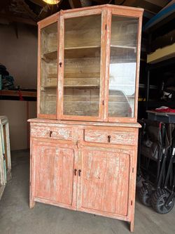 Display cabinets