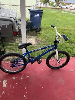 Bike bmx size 20 ride ready