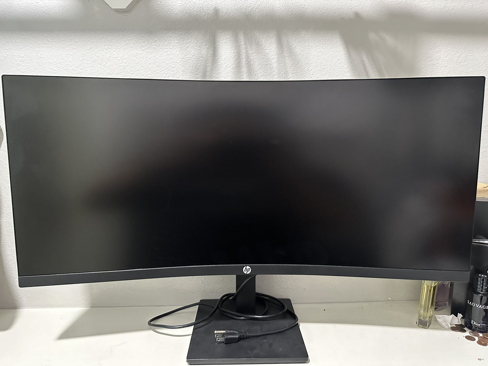 HP 34 “ Curved Monitor 