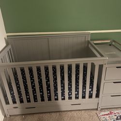 Baby Crib 