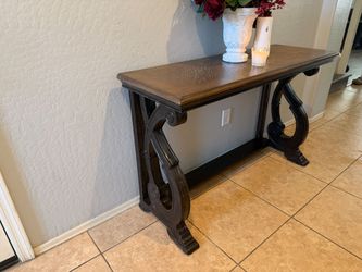 Entry way table and end table set