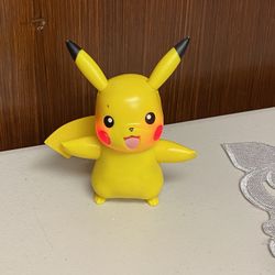 Pokemon Pikachu - Talking Toy
