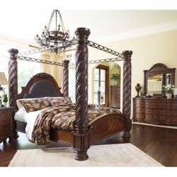5-Piece North Shore King Poster Bed with Canopy with Mirrored Dresser, Chest and Two Nightstands