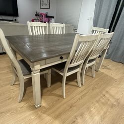 Dining Table Set 