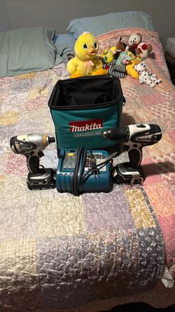 Makita Lithium Ion drill set