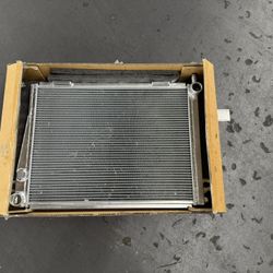 Aluminum Radiator For BMW E30 Manual Transmission 
