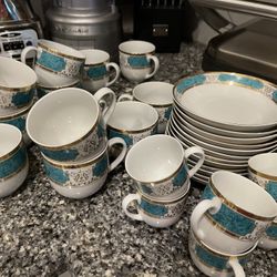 Set of coffee and the tea 51 Peace very good conditiona $350