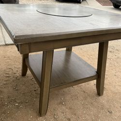 Dinning table