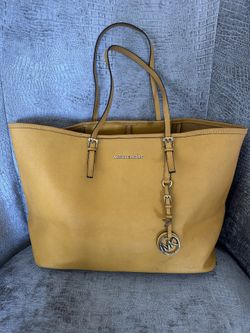Michael Kors medium Travel Tote 
