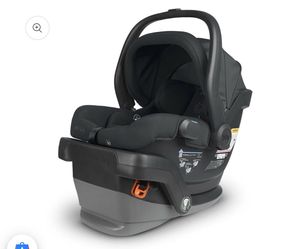 Uppababy Mesa V2 Infant Car Seat with Base