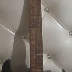 Lyonn by washburn electric guitar.