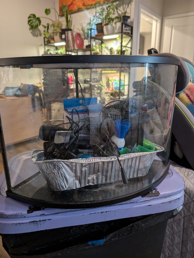 Fish Tank 5 Gallons