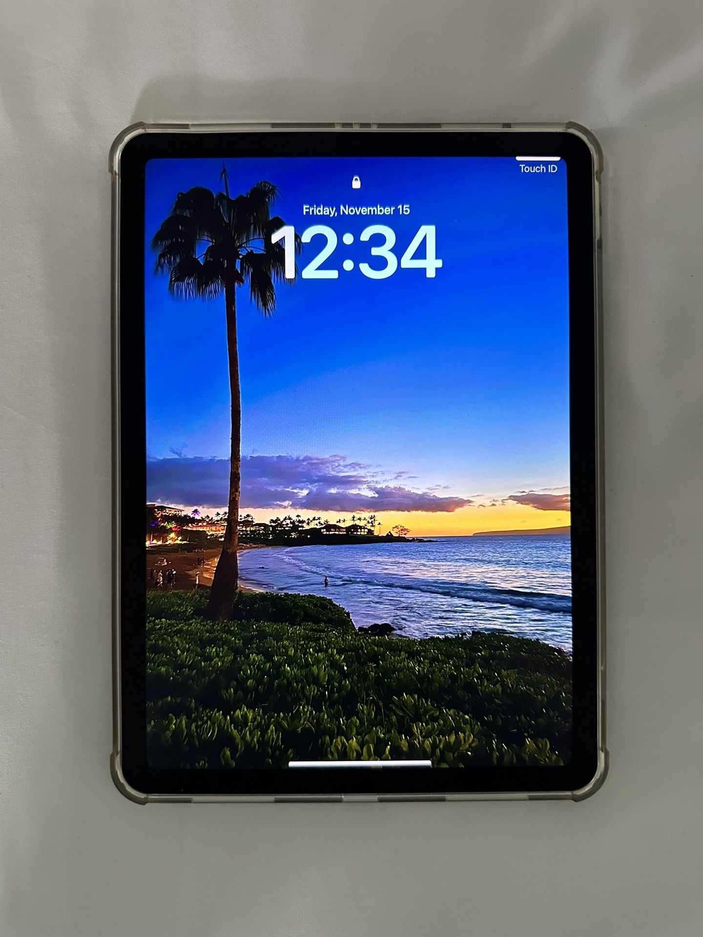 Apple iPad Air (5th Generation): with M1 chip, 10.9-inch Liquid Retina Display, 64GB, Wi-Fi 6, 12MP front/12MP Back Camera, Touch ID, All-Day Battery